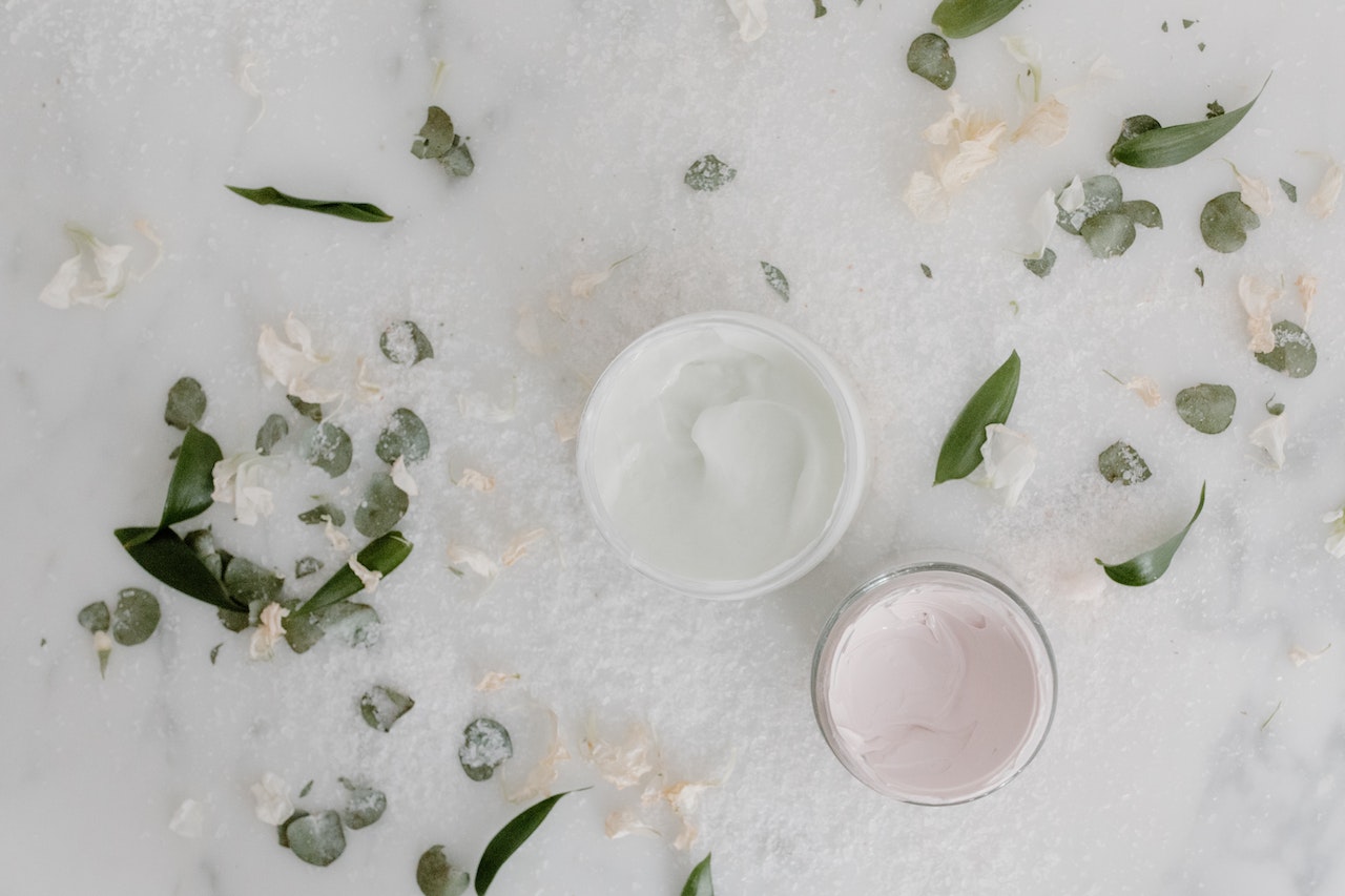 Creme lenitive - Foto di Tara Winstead/ Pexels.com