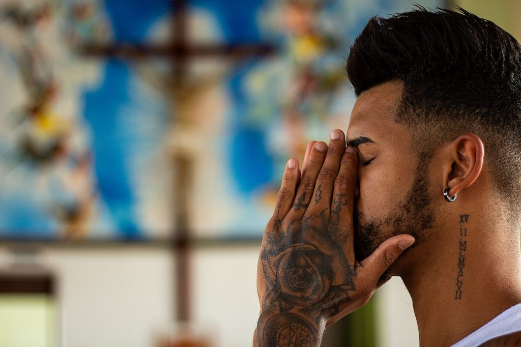 Mani tatuate