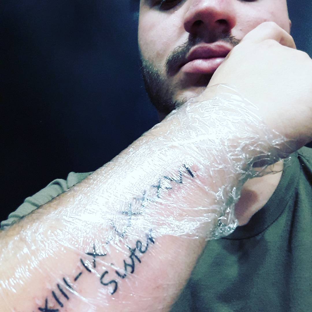 Numeri romani tatuaggio dedicato alla sorella