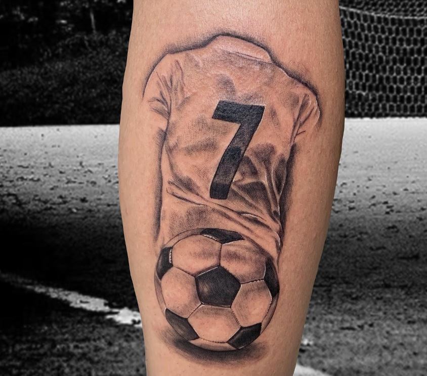 Tatuaggio calcio maglia numero 7
