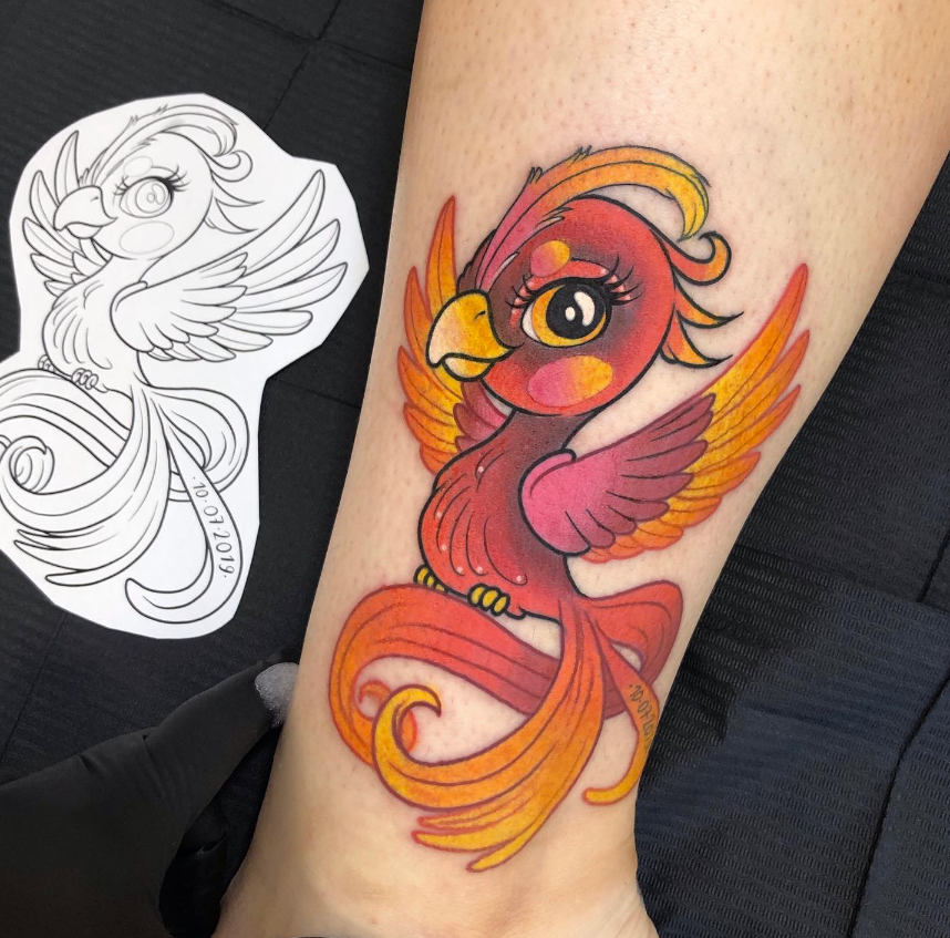 Tatuaggio di una fenice colorata