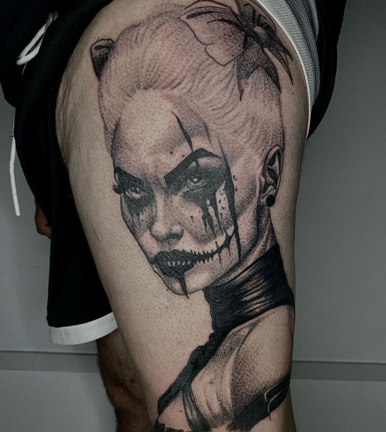 Tatuaggio in bianco e nero