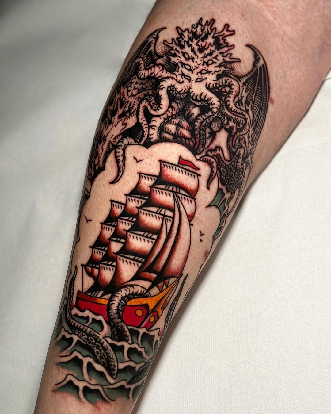 Veliero e kraken