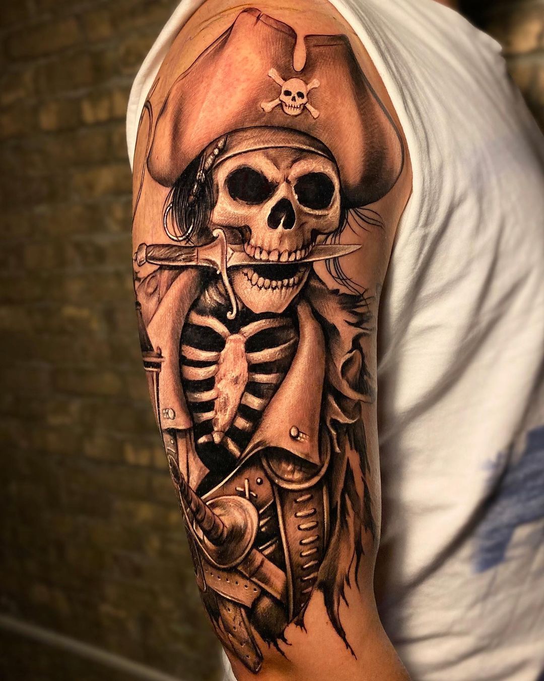 scheletro pirata