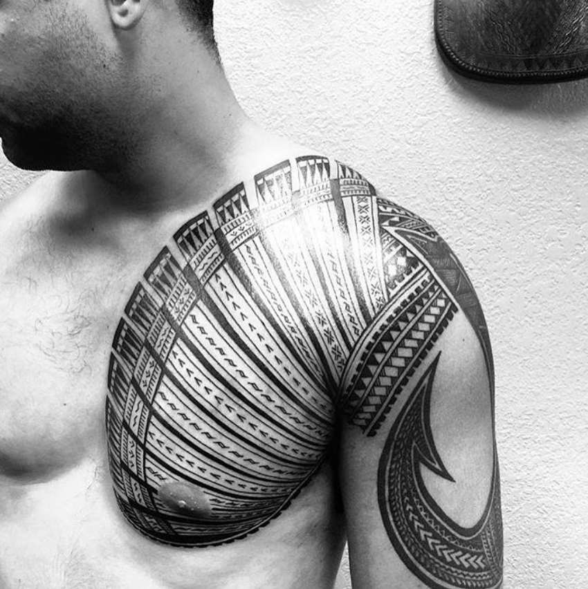 Tatuaggio tribale