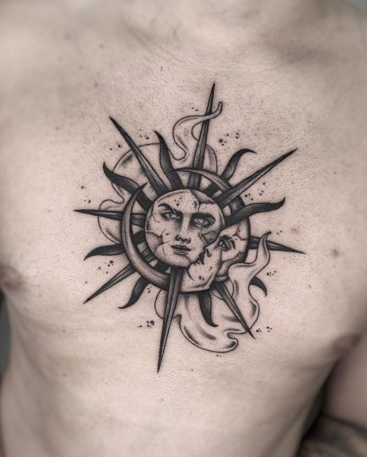 Sole e luna sul petto